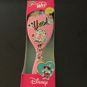 Limited Edition Disney Wet Brush